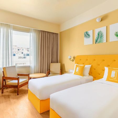 Bloom Hotel Katra Esterno foto