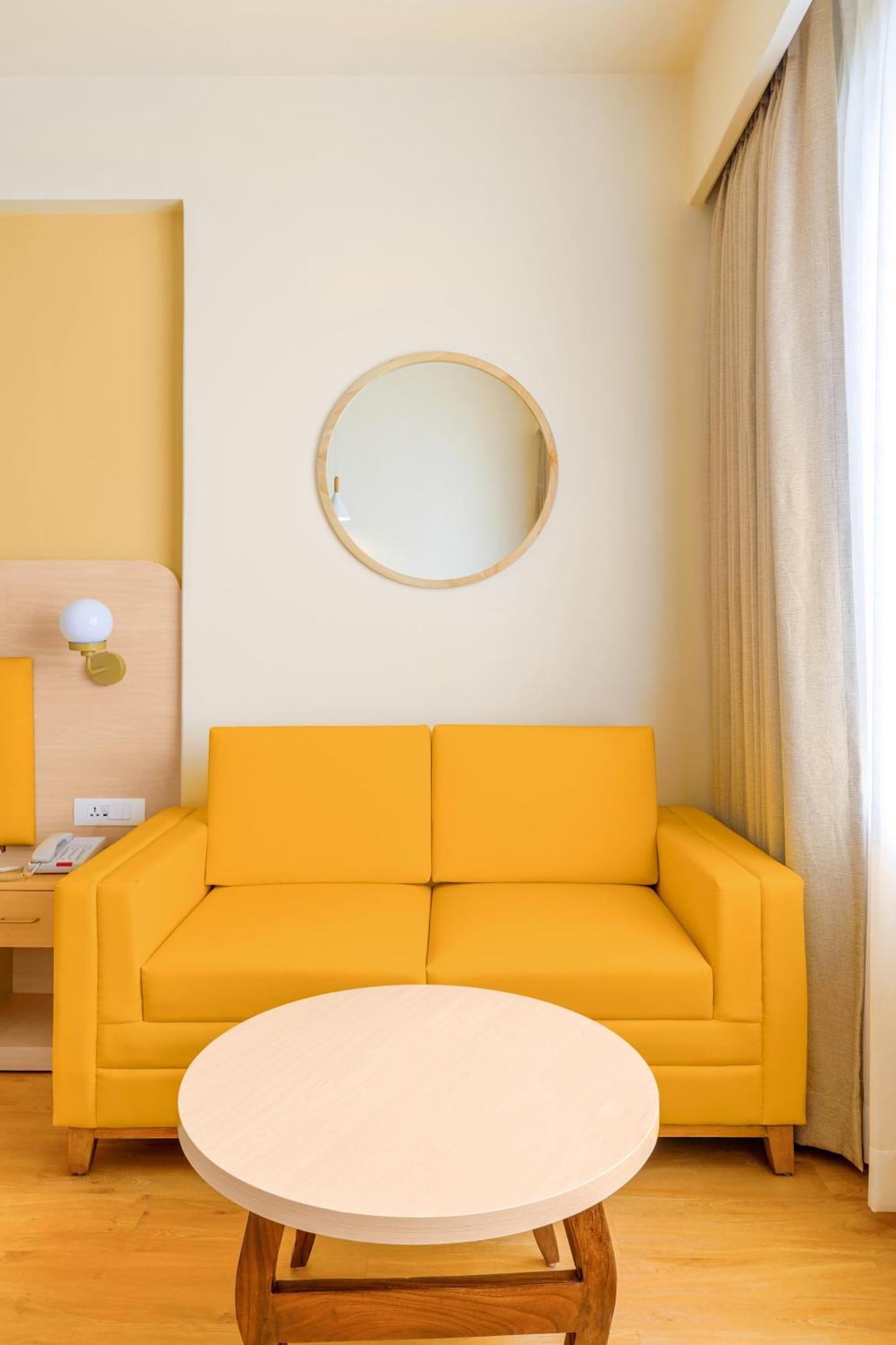 Bloom Hotel Katra Esterno foto