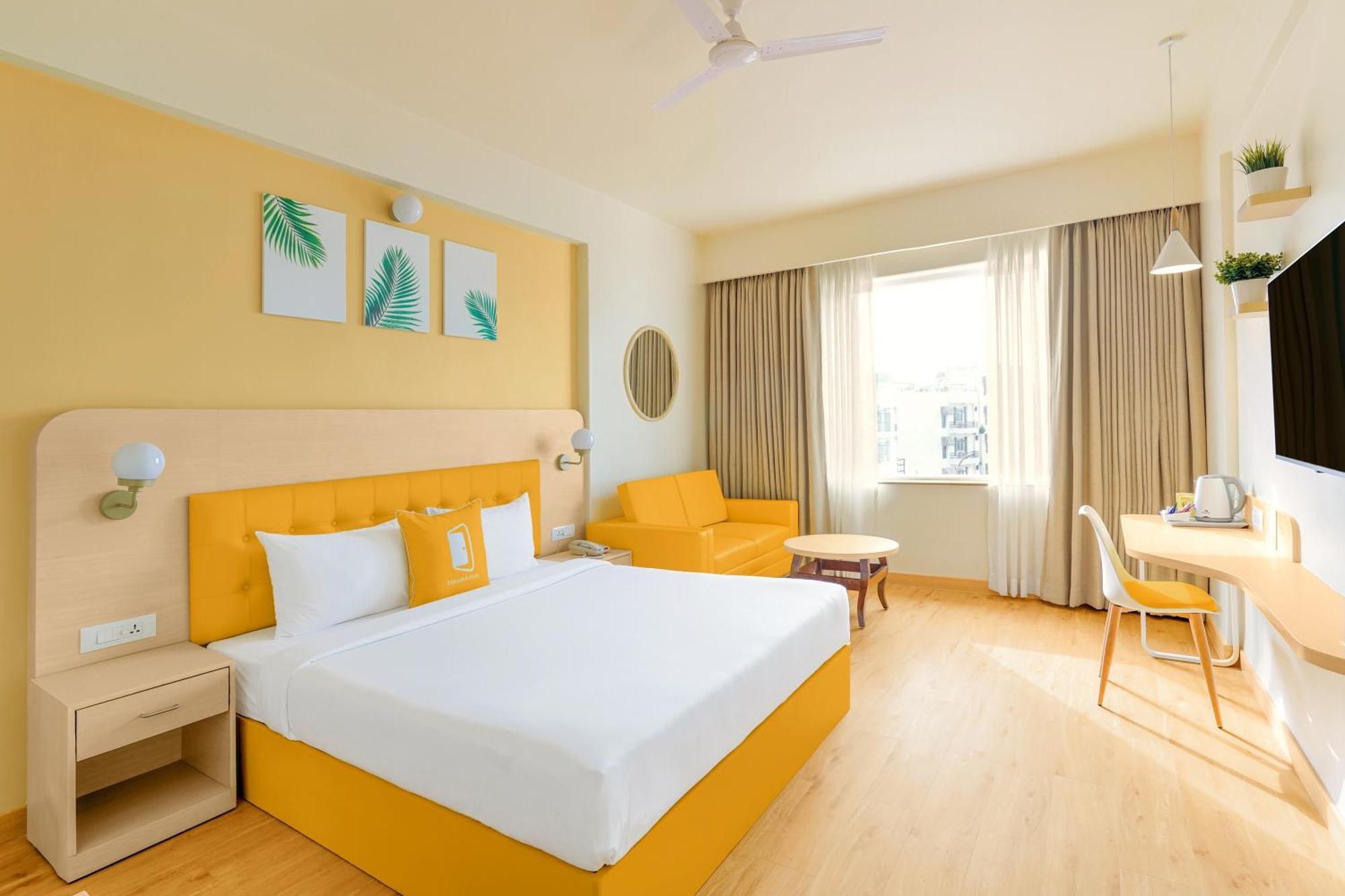 Bloom Hotel Katra Esterno foto